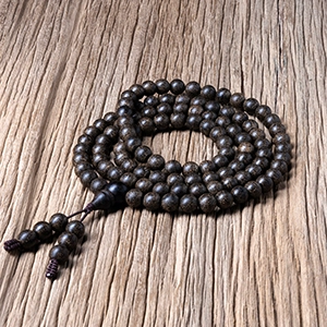 Vòng Trầm Hương 108 Hạt CH51